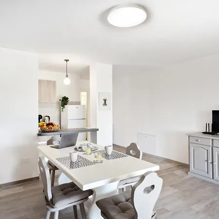 Homey Experience - Panorama Retreat אולביה